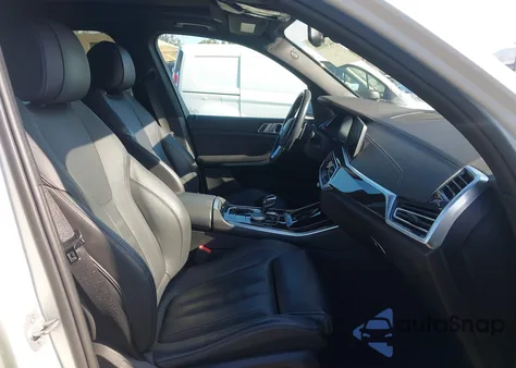 2019 BMW X5 xDrive40I z USA, uszkodzony, nr VIN 5UXCR6C57KLL24785